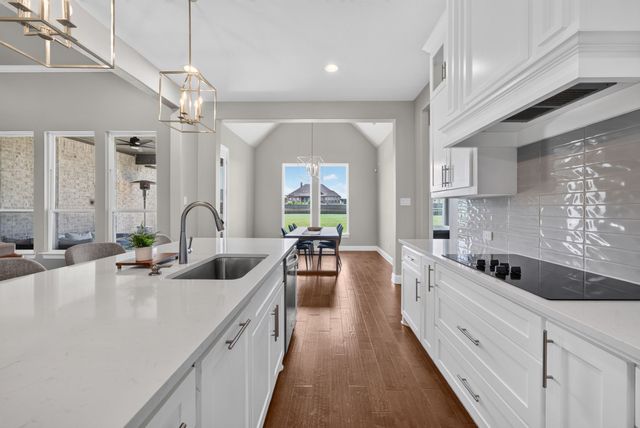 610 Cimarron Meadows Drive, Waxahachie, TX 75167