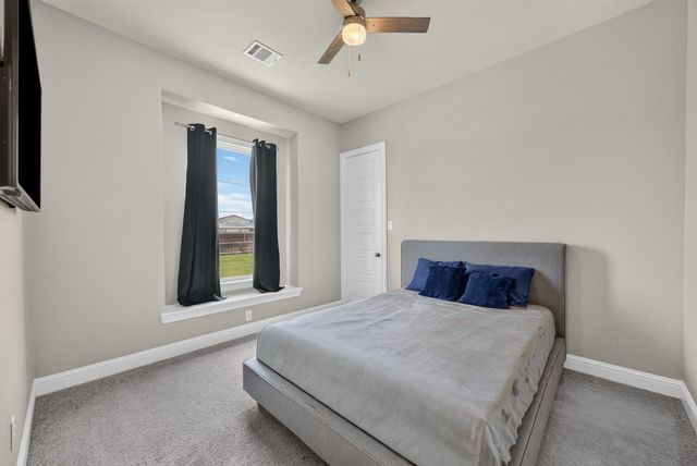 610 Cimarron Meadows Drive, Waxahachie, TX 75167