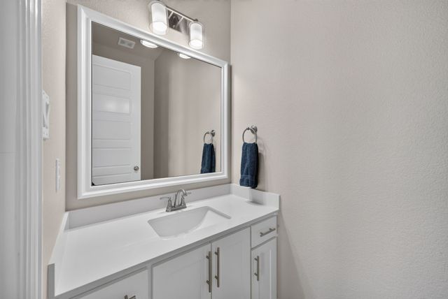 610 Cimarron Meadows Drive, Waxahachie, TX 75167