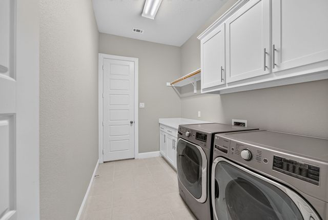 610 Cimarron Meadows Drive, Waxahachie, TX 75167