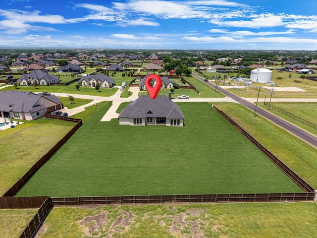610 Cimarron Meadows Drive, Waxahachie, TX 75167
