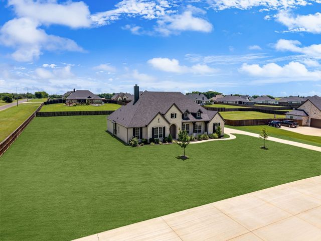 610 Cimarron Meadows Drive, Waxahachie, TX 75167