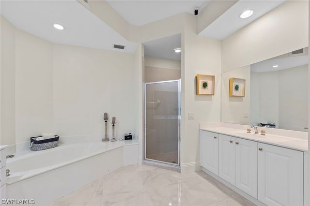 9097 Cherry Oaks TRL 9, Naples, FL 34114