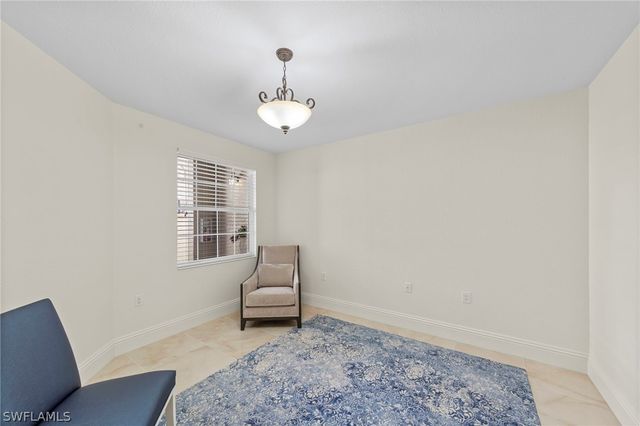 9097 Cherry Oaks TRL 9, Naples, FL 34114