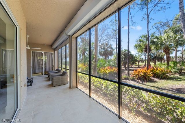 9097 Cherry Oaks TRL 9, Naples, FL 34114