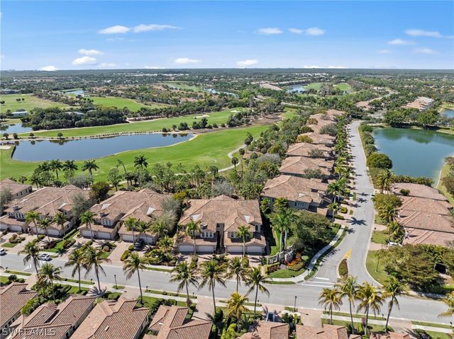 9097 Cherry Oaks TRL 9, Naples, FL 34114