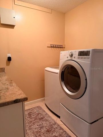 725 LAKE AVENUE, Altamonte Springs, FL 32701