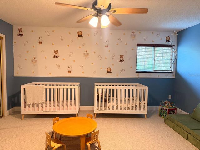 725 LAKE AVENUE, Altamonte Springs, FL 32701