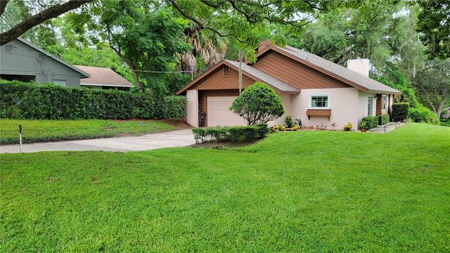 725 LAKE AVENUE, Altamonte Springs, FL 32701