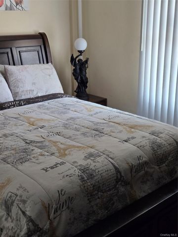 253 Peterson Street, Brentwood, NY 11717