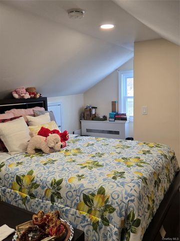 253 Peterson Street, Brentwood, NY 11717