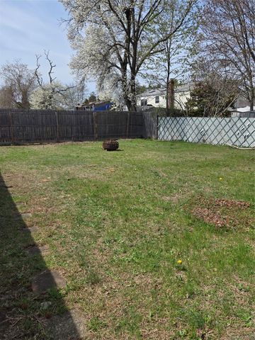 253 Peterson Street, Brentwood, NY 11717