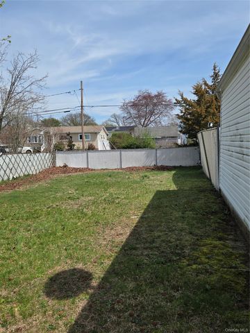 253 Peterson Street, Brentwood, NY 11717