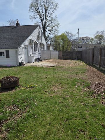 253 Peterson Street, Brentwood, NY 11717