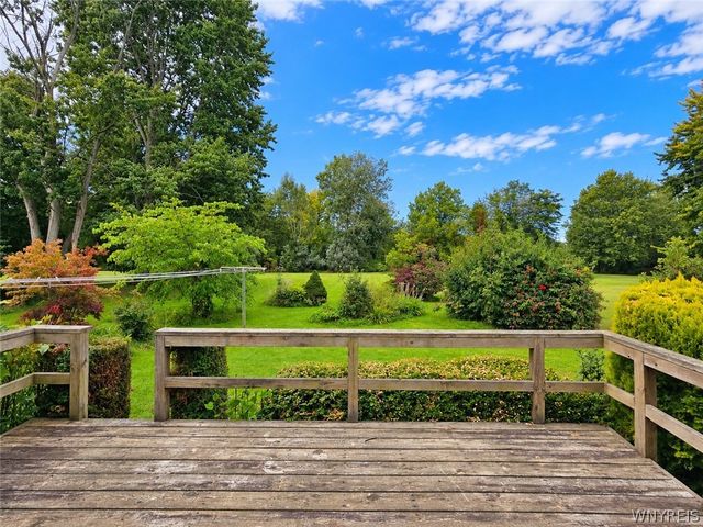 4596 Creek Road, Lewiston, NY 14092