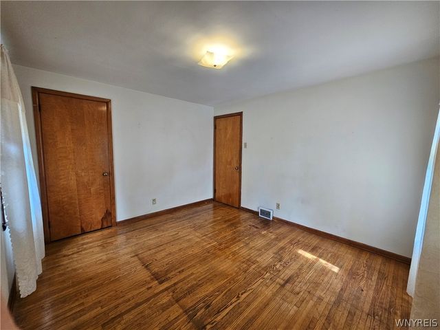 4596 Creek Road, Lewiston, NY 14092