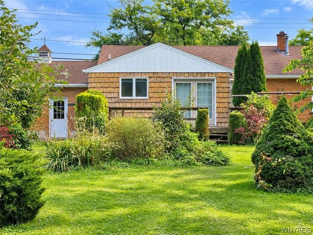 4596 Creek Road, Lewiston, NY 14092