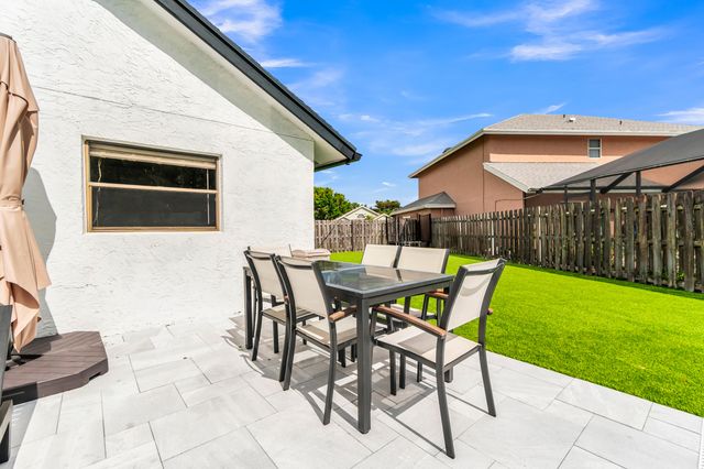 22625 Blue Fin Trail, Boca Raton, FL 33428