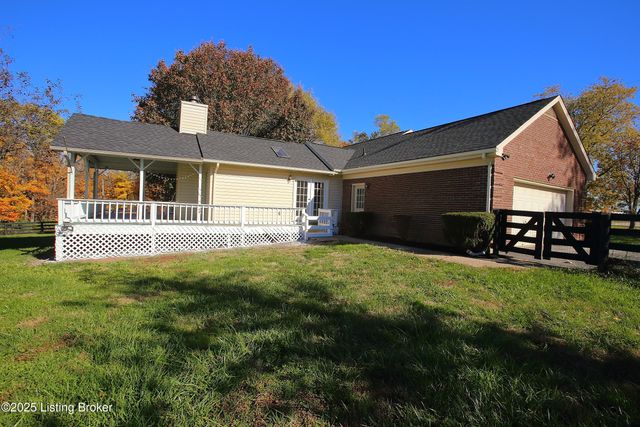 2628 Cedar Point Rd, La Grange, KY 40031