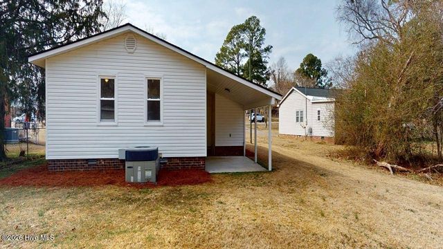 128 Moore Allen Street, Dudley, NC 28333