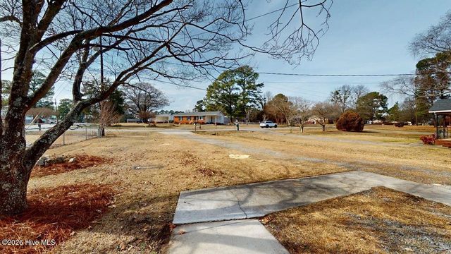 128 Moore Allen Street, Dudley, NC 28333