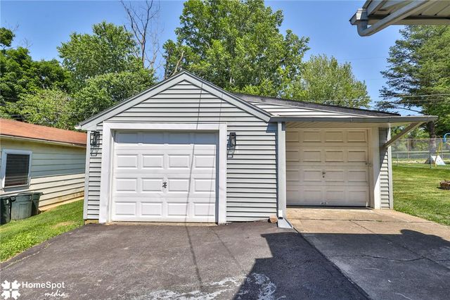 415 Willow Road, Hellertown Boro, PA 18055