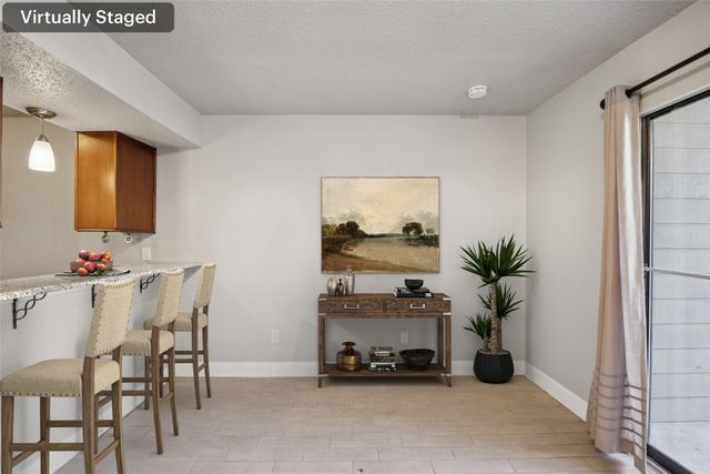 1503 N Garrett Avenue 111, Dallas, TX 75206