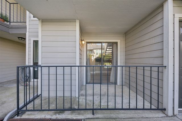 1503 N Garrett Avenue 111, Dallas, TX 75206