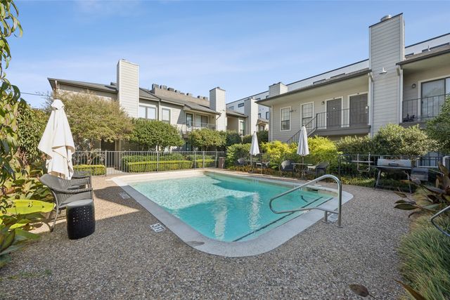 1503 N Garrett Avenue 111, Dallas, TX 75206