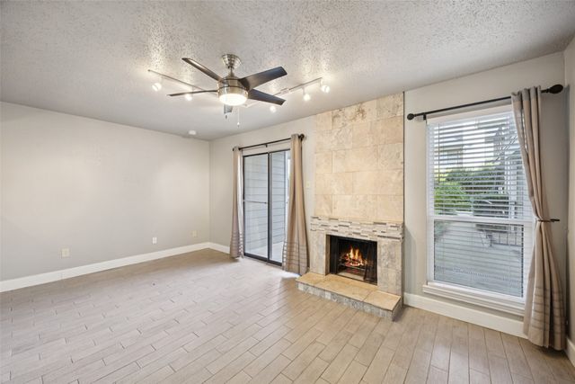 1503 N Garrett Avenue 111, Dallas, TX 75206