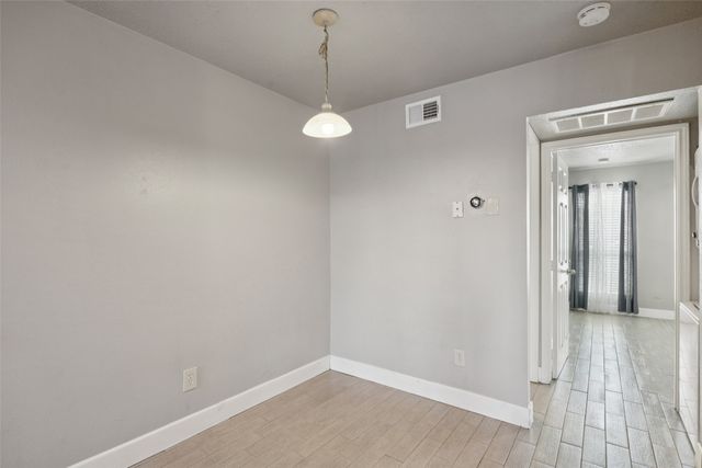 1503 N Garrett Avenue 111, Dallas, TX 75206