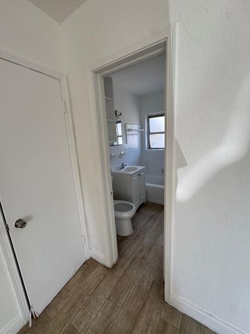 512 9th Avenue N 514, Lake Worth, FL 33460