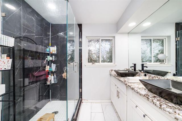 5347 Rutherglenn Drive, Houston, TX 77096