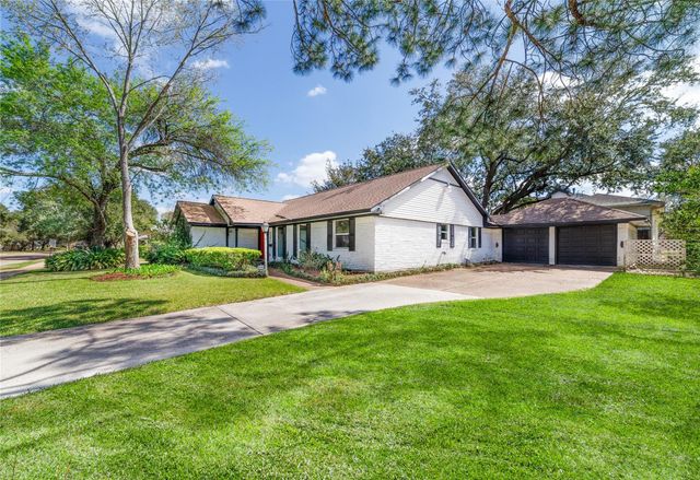 5347 Rutherglenn Drive, Houston, TX 77096
