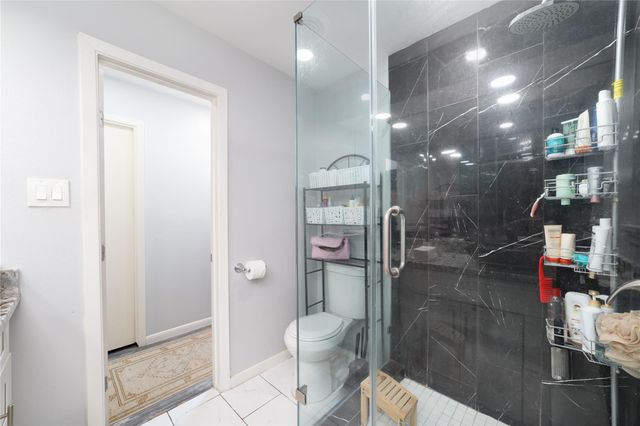 5347 Rutherglenn Drive, Houston, TX 77096