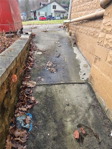 4231 Steubenville Pike, Robinson Twp, PA 15205