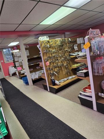 4231 Steubenville Pike, Robinson Twp, PA 15205