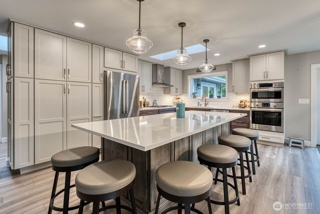 10612 34th Street Ct NW, Gig Harbor, WA 98335