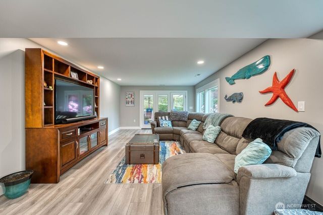 10612 34th Street Ct NW, Gig Harbor, WA 98335