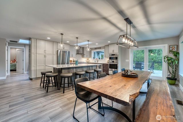 10612 34th Street Ct NW, Gig Harbor, WA 98335