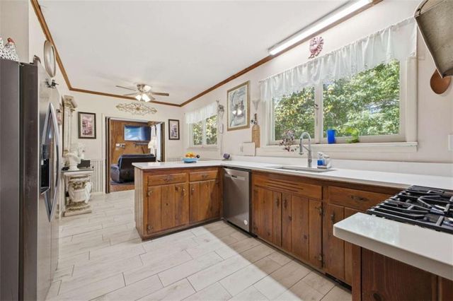 1202 Cave Spring Road, Cedartown, GA 30125