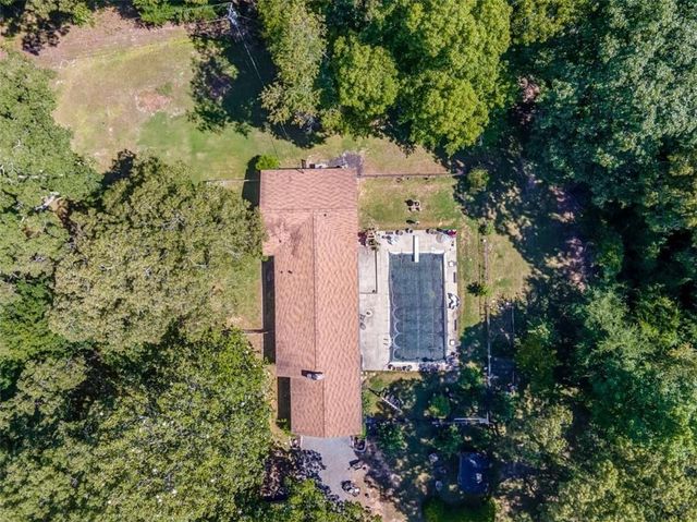 1202 Cave Spring Road, Cedartown, GA 30125
