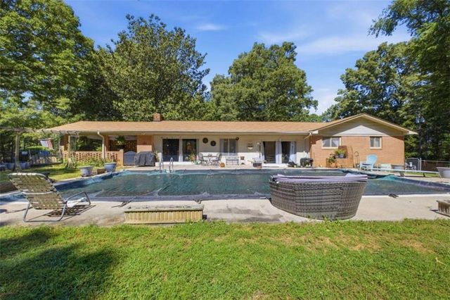 1202 Cave Spring Road, Cedartown, GA 30125