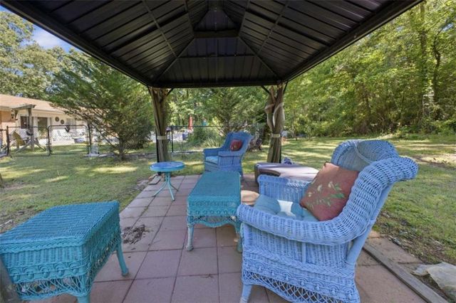 1202 Cave Spring Road, Cedartown, GA 30125