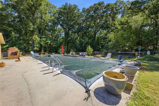 1202 Cave Spring Road, Cedartown, GA 30125