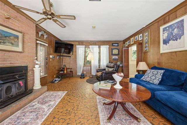 1202 Cave Spring Road, Cedartown, GA 30125
