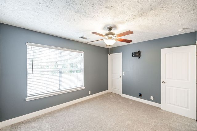 2344 Benay Rd, Nashville, TN 37214