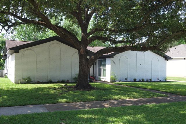 13529 Woodchester Drive, Sugar Land, TX 77498