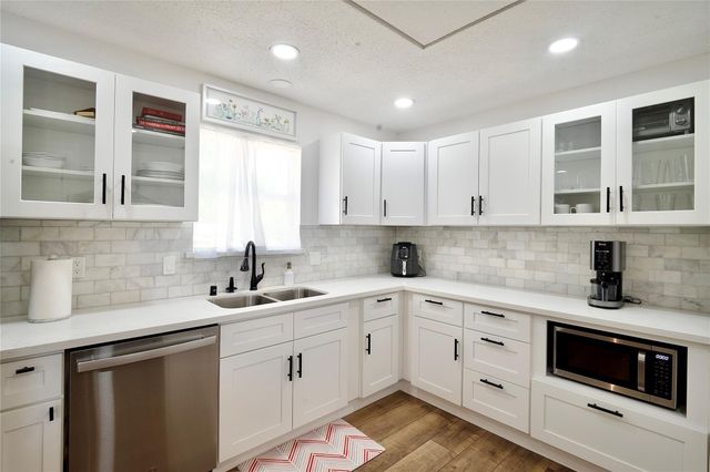 13529 Woodchester Drive, Sugar Land, TX 77498