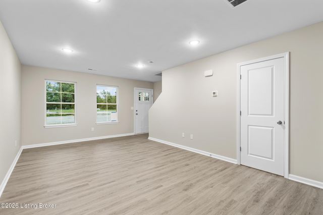 3209 Maldon Ct, Louisville, KY 40216